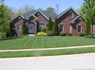 4104 Versailles Ct, Floyds Knobs, IN 47119
