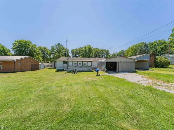 7018 Pymatuning Lake Rd, Andover, OH 44003