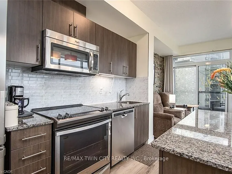 150 Water St N #803 — Photo 7