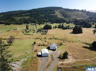 93 Paradise Ln, Sequim, WA