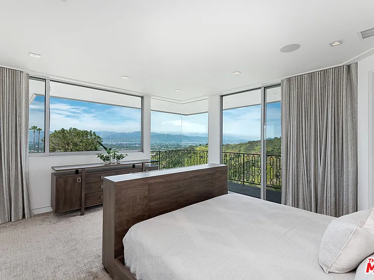 3642 Beverly Ridge Dr — Photo 36