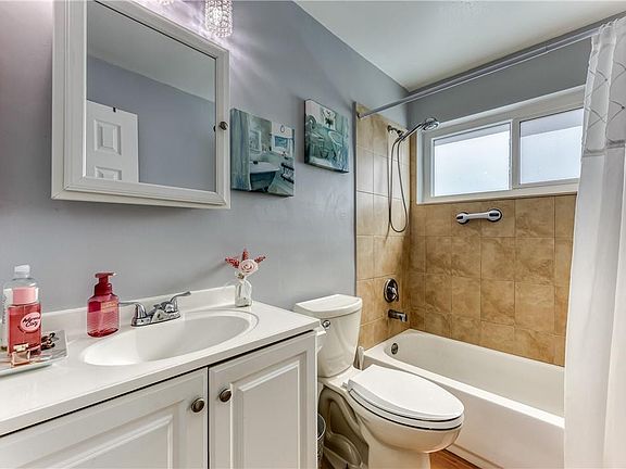 4th image of 5007 NW 50th Street