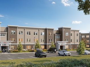 26 Albert St #327, Auburn, MA 01501