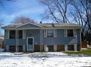 1105 N Wood St, Griffith, IN 46319