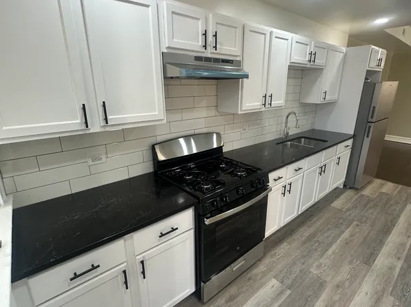5843 S Michigan Ave APT 2, Chicago, IL 60637