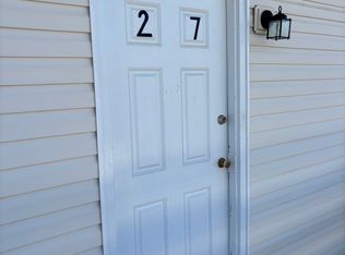 29 McWhorter Rd #27, London, KY 40741