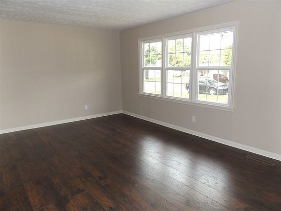 3rd image of 1203 S 6th St