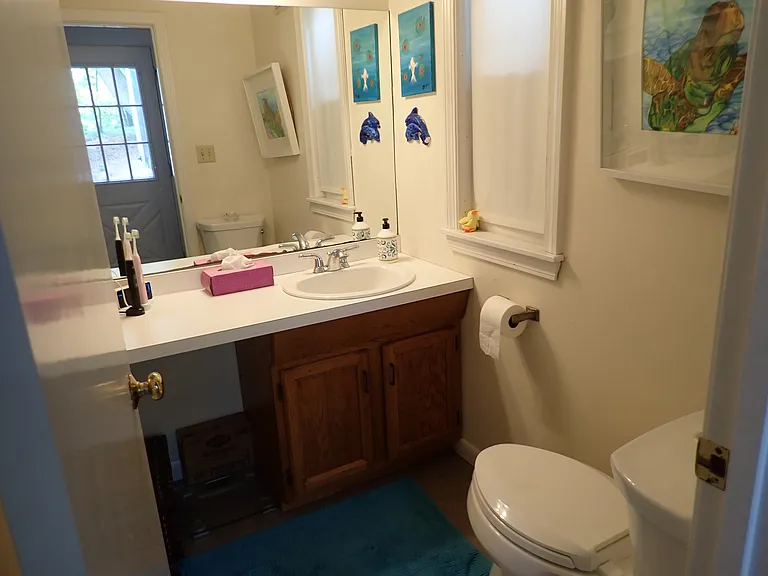 124 Reservoir St — Photo 7