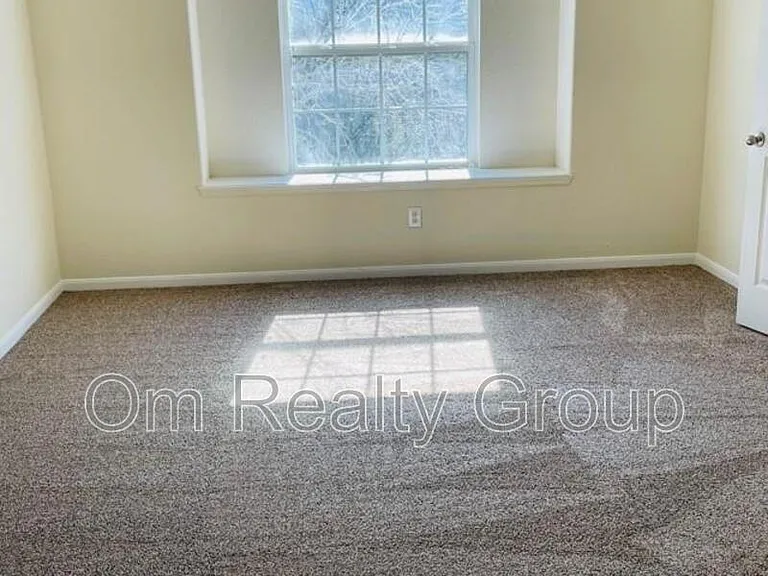 9506 Carsonmont Ln — Photo 24