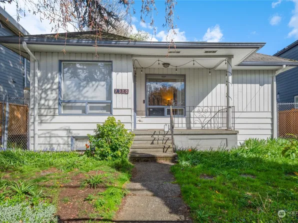 7320 11th Avenue NE, Seattle, WA 98115