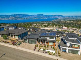 1016 Clarance Ave, Kelowna, BC V1W5H4