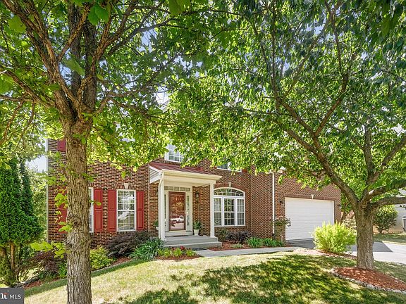 3rd image of 7309 Doddington Ct