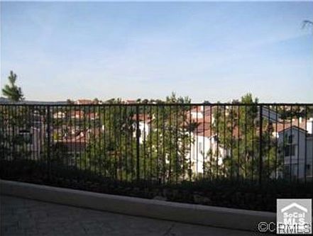 2nd image of 24595 La Serenata