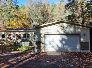 52 Dodes Creek Rd, Trail, OR 97541