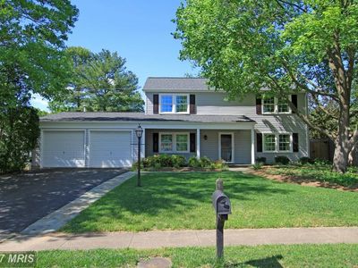 13110 Memory Ln, Fairfax, VA, 22033