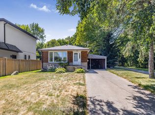 192 Beechgrove Dr, Toronto, ON M1E3Z5