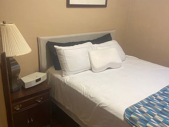 4th image of 1243 Thomas Ave #2