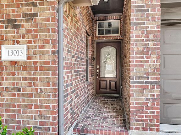 3rd image of 13013 Trail Manor Dr