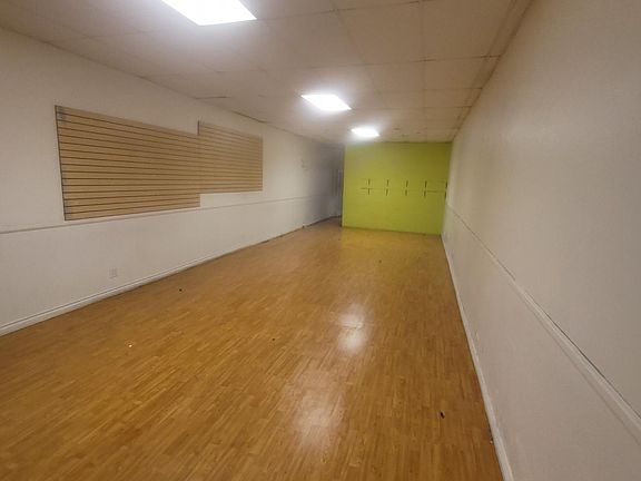 2nd image of 6208 S Vermont Ave