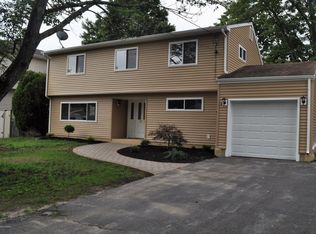 12 Concord Dr, Old Bridge, NJ 08857