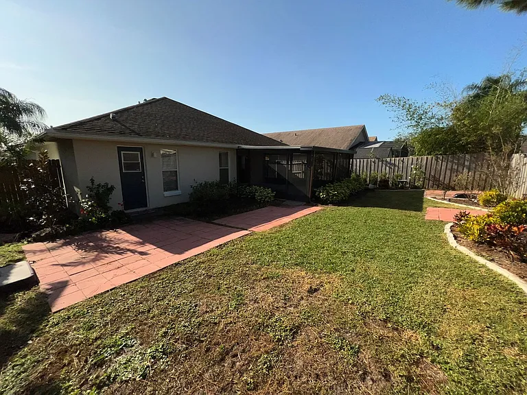 2620 Regency Oak Ln — Photo 38