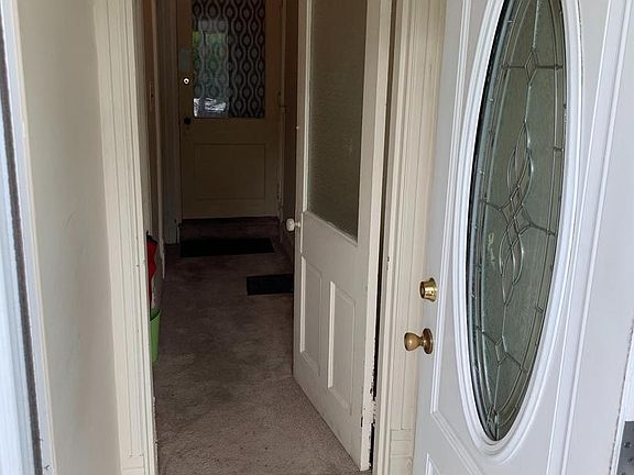 3rd image of 2610 Boas St