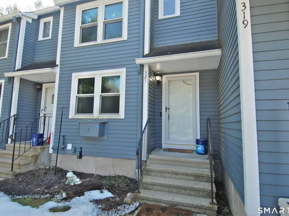 321 Greens Loop #321, Cheshire, CT 06410