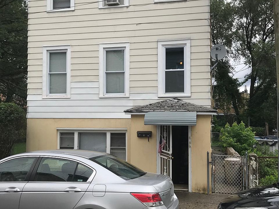 1st image of 15 Fletcher St #2