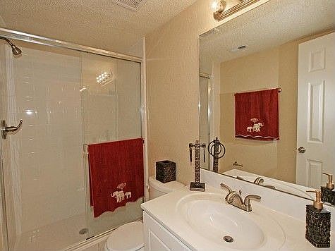 5th image of 3913 Mission Dr Unit 1