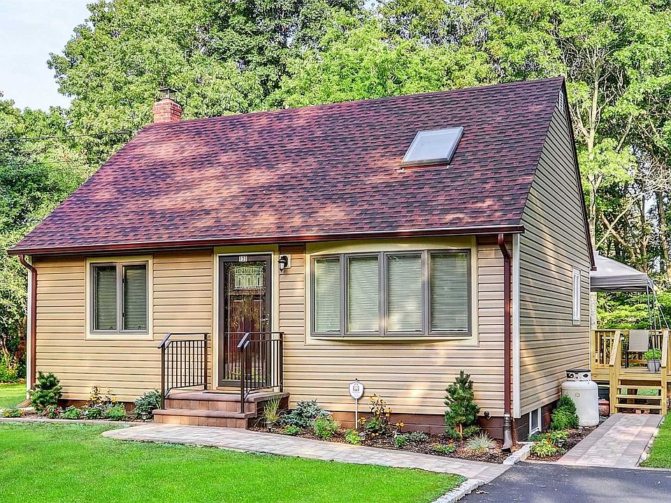 1st image of 139 Church Dr
