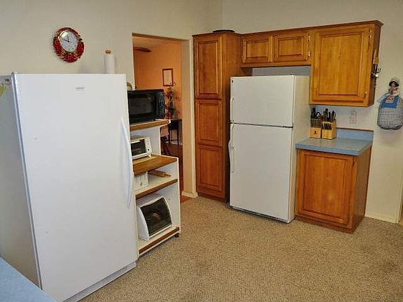 2nd image of 4002 Jenny Lake Ct