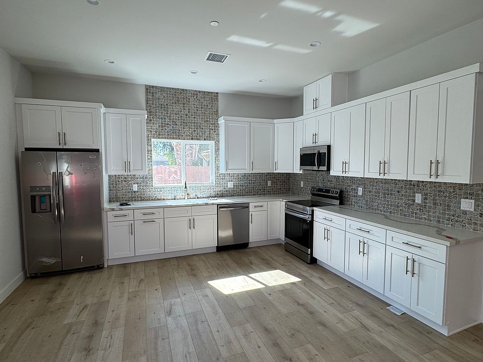 1st image of 10152 Montgomery Ave #16030