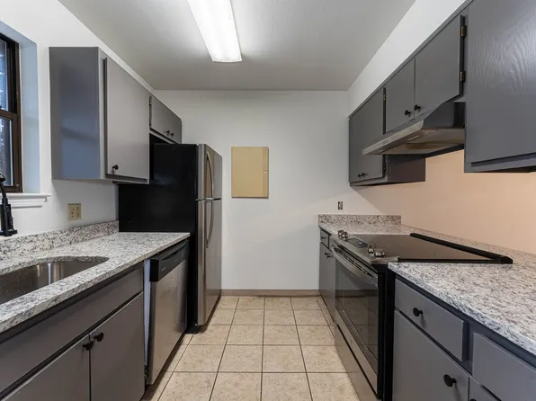 250 N Madison St APT C, Siloam Springs, AR 72761