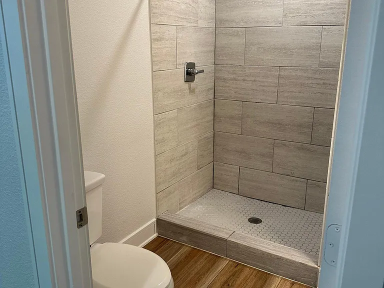 116 Hann St #15 — Photo 14