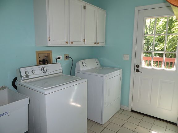 5th image of 8239 E Highpoint Rd