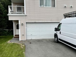 6843 Brittany Rock Way, Anchorage, AK 99504