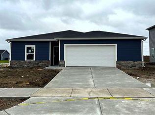 2702 S Cypress St, Wichita, KS 67210