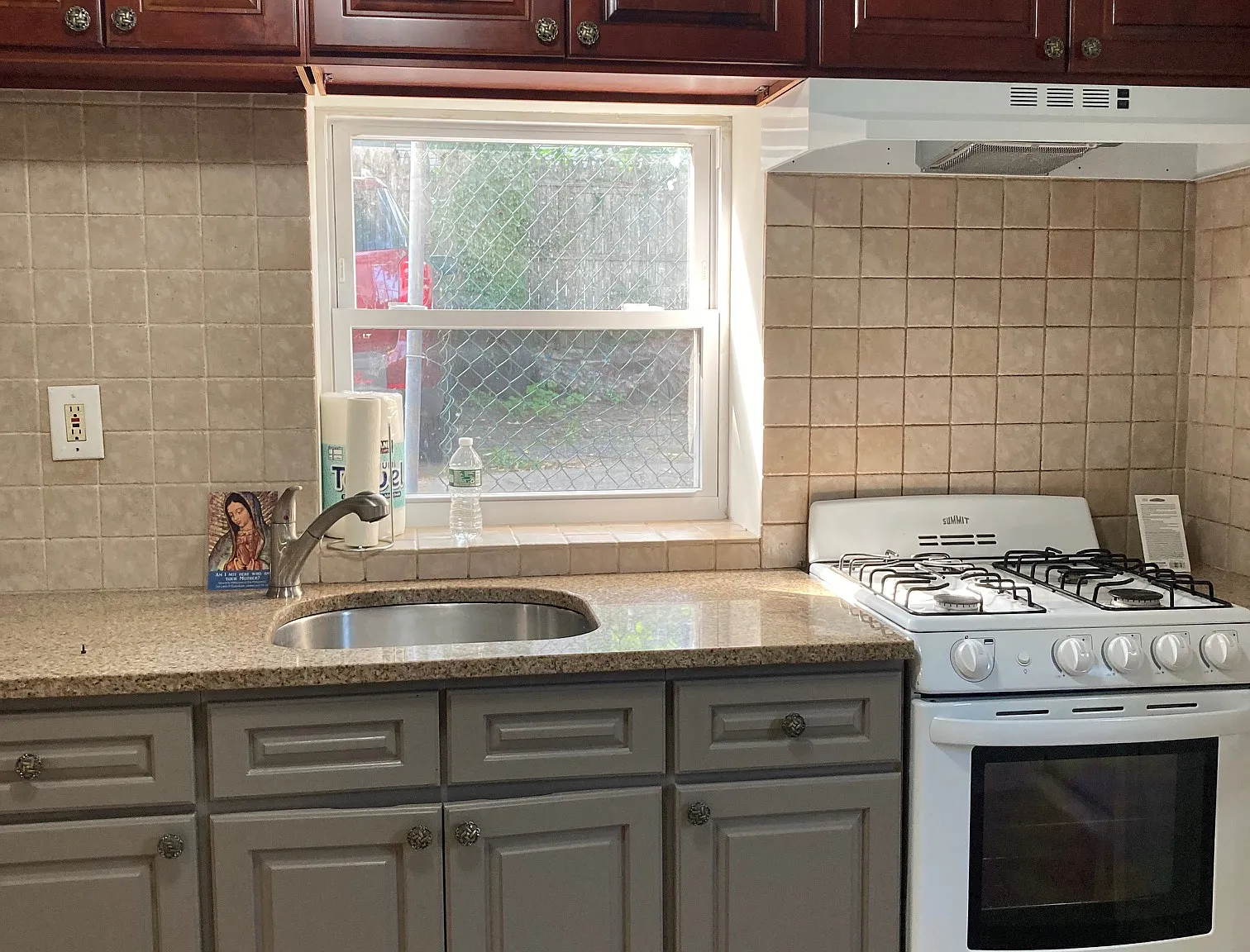 2 bed, 550 sqft, $1,750 — Photo 3