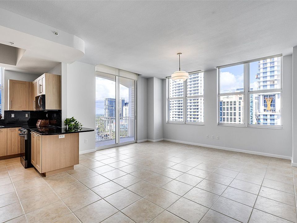 1st image of 511 SE 5th Avenue #1916
