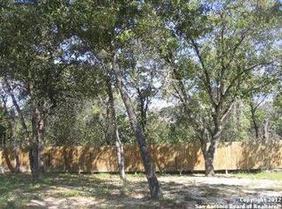 4511 Indian Spgs, Elmendorf, TX 78112