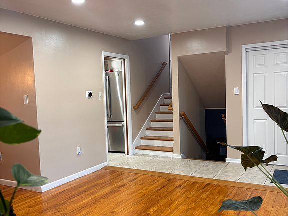Split level stairs