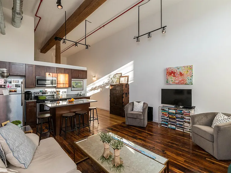 1350 Rosa L Parks Blvd #347 — Photo 3
