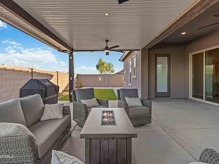 21261 W Virginia Ave — Photo 29