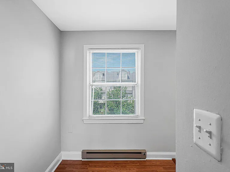 1808 W Abingdon Dr #301 — Photo 11