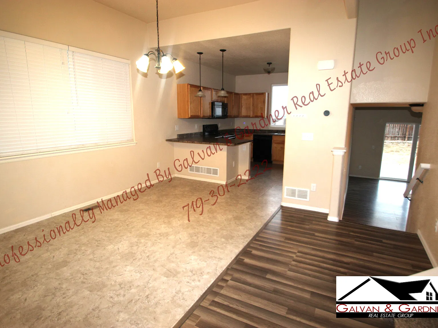 3 bed, 2.5 bath, 2444 sqft, $2,400 — Photo 3