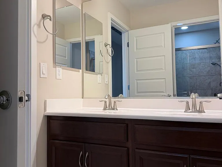 9519 W Fallen Leaf Ln — Photo 18