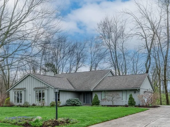 9168 Woodstream Ln, Dayton, OH 45458