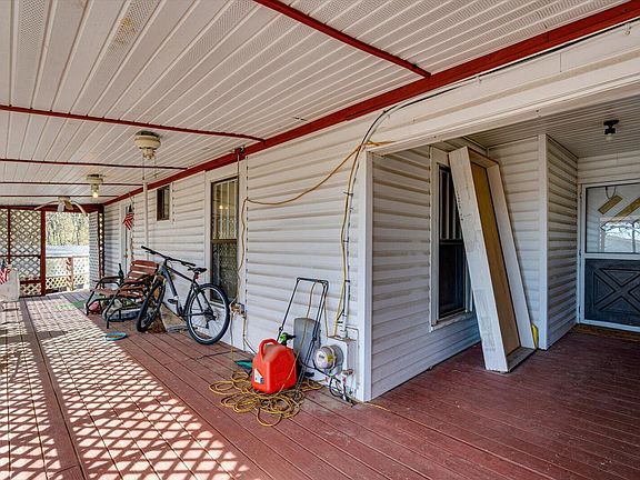 5th image of 5 Franklin Pl