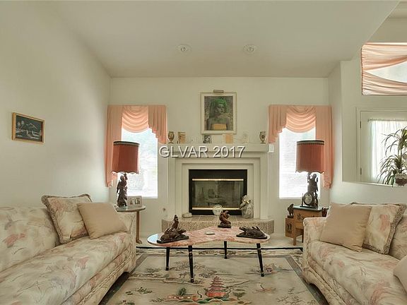 4th image of 5755 N Durango Dr