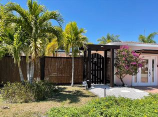 320 145th Ave E, Madeira Beach, FL 33708